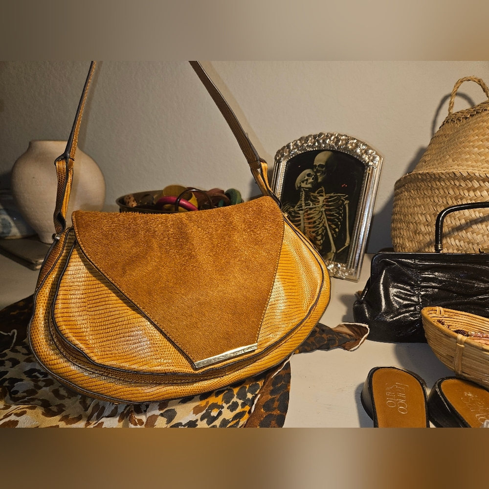 Vince CAMUTO Leather with calf hair Handbag